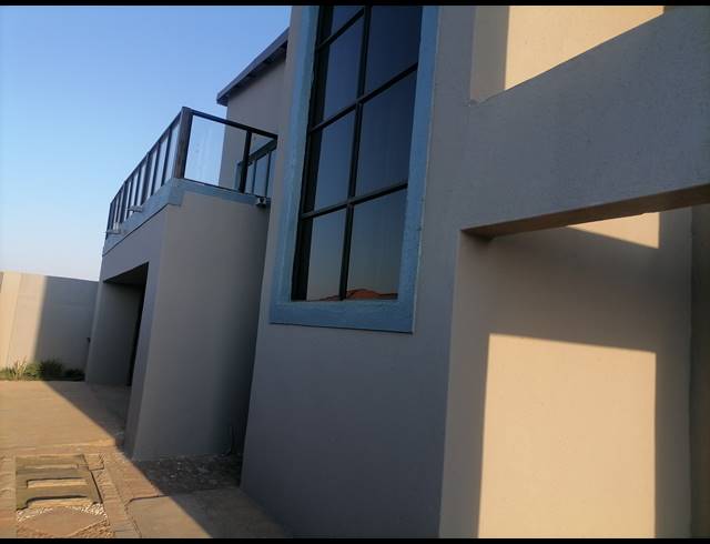 5 BEDROOM HOUSE FOR SALE IN POLOKWANE RURAL